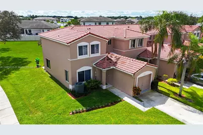 11100 SW 17th Mnr, Davie, FL 33324 - Photo 1