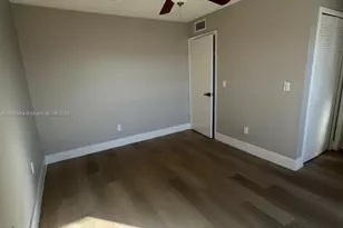 1051 SW 1st St, Miami, FL 33130 - Photo 12