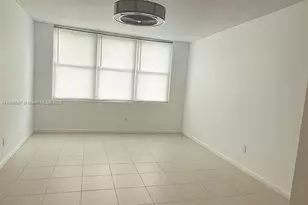 1780 NE 191st St, Miami, FL 33179 - Photo 8