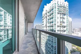 55 SE 6th St, Miami, FL 33131 - Photo 22
