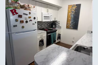 200 SW 117th Ter #10103, Pembroke Pines, FL 33025 - Photo 6