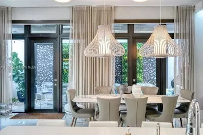 4761 NW 85th Ave, Doral, FL 33166 - Photo 6