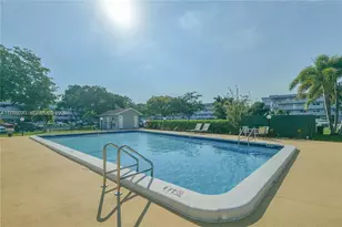 109 Royal Pk Dr, Oakland Park, FL 33309 - Photo 40