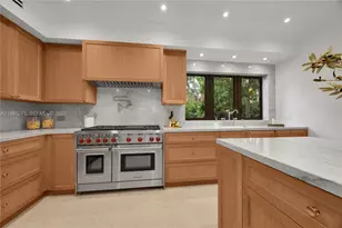 3700 Hibiscus St, Miami, FL 33133 - Photo 12