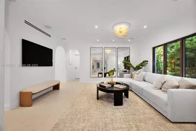 3700 Hibiscus St, Miami, FL 33133 - Photo 10