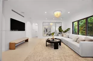 3700 Hibiscus St, Miami, FL 33133 - Photo 10