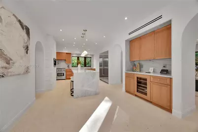 3700 Hibiscus St, Miami, FL 33133 - Photo 18