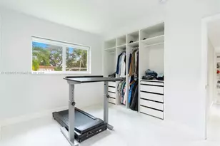 1617 NE 157th Ter, North Miami Beach, FL 33162 - Photo 16