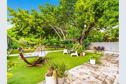 1617 NE 157th Ter, North Miami Beach, FL 33162 - Photo 22