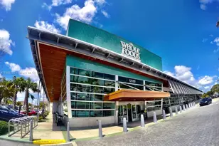 2050 NE 140th St, North Miami Beach, FL 33181 - Photo 30