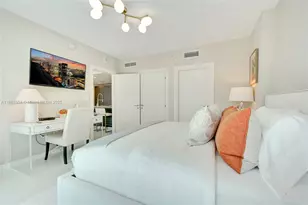 200 Biscayne Blvd Way, Miami, FL 33131 - Photo 10