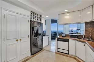21150 Point Pl, Aventura, FL 33180 - Photo 20