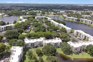 9410 Poinciana Pl, Davie, FL 33324 - Photo 20
