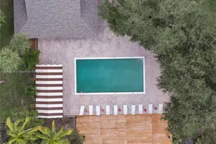 9410 Poinciana Pl, Davie, FL 33324 - Photo 20