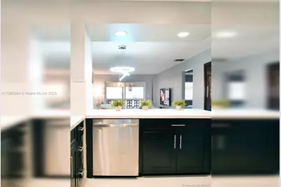 801 Pine Dr #14, Pompano Beach, FL 33060 - Photo 6