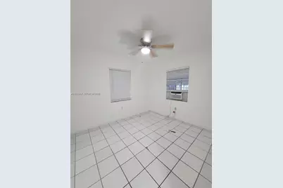 405 NW 64th St, Miami, FL 33150 - Photo 36