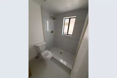 7927 NW 16th Ave, Miami, FL 33147 - Photo 14