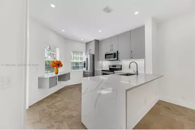 6538 Via Regina #9, Boca Raton, FL 33433 - Photo 4