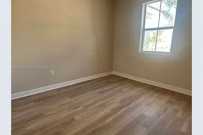 1026 NE 207th Ter #1026, Miami, FL 33179 - Photo 12