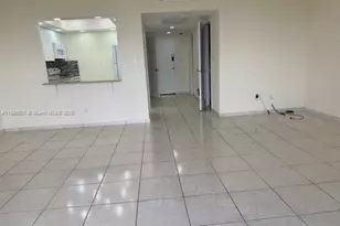 5401 Collins Ave, Miami Beach, FL 33140 - Photo 20