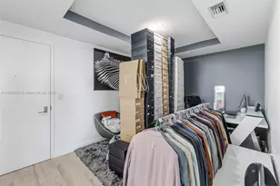 45 SW 9th St, Miami, FL 33130 - Photo 30