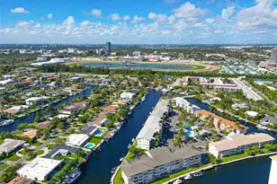 401 Golden Isles Dr, Hallandale Beach, FL 33009 - Photo 22