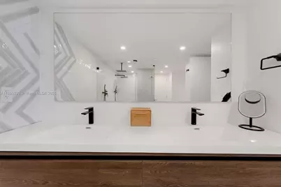 4000 Towerside Ter #2211, Miami, FL 33138 - Photo 18