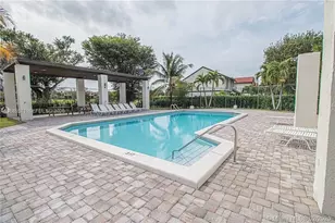 10115 NW 4th Ln, Miami, FL 33172 - Photo 20