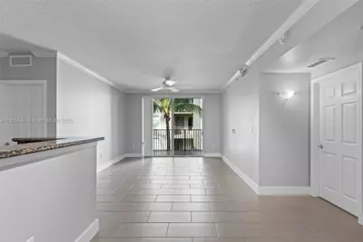 6861 SW 44th St #204, Miami, FL 33155 - Photo 1