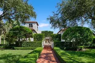 545 Casuarina Concourse, Coral Gables, FL 33143 - Photo 2