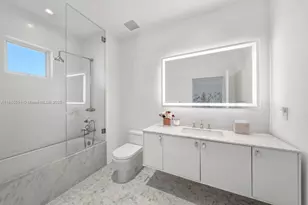 545 Casuarina Concourse, Coral Gables, FL 33143 - Photo 22