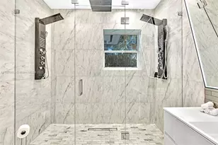 1000 10th St, Miami Beach, FL 33139 - Photo 50