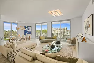 17111 Biscayne Blvd, North Miami Beach, FL 33160 - Photo 2