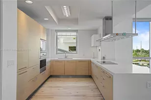 17111 Biscayne Blvd, North Miami Beach, FL 33160 - Photo 10