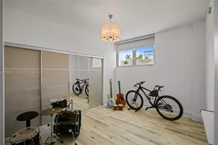 17111 Biscayne Blvd, North Miami Beach, FL 33160 - Photo 30