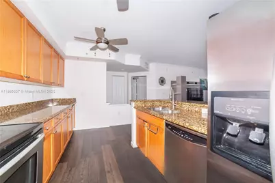 17150 N Bay Rd #2914, Sunny Isles Beach, FL 33160 - Photo 12