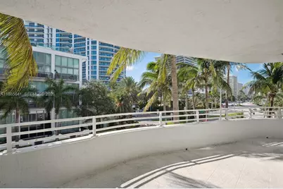 5970 Indian Creek Dr #302, Miami Beach, FL 33140 - Photo 18