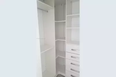 45 SW 9th St #3607, Miami, FL 33130 - Photo 4