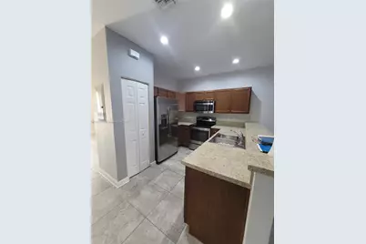 3213 SE 5th Ct, Homestead, FL 33033 - Photo 6