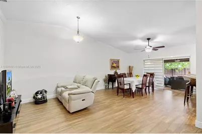 14319 SW 100th Ln, Miami, FL 33186 - Photo 6