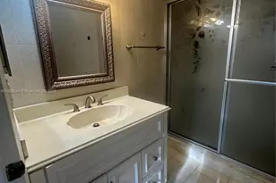 10245 NW 9th St Cir, Miami, FL 33172 - Photo 14