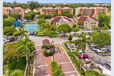 10245 NW 9th St Cir #111-9, Miami, FL 33172 - Photo 2