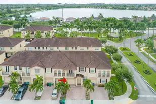 12842 SW 135th St, Miami, FL 33186 - Photo 2