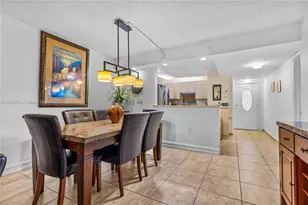 711 S Hollybrook Dr, Pembroke Pines, FL 33025 - Photo 1