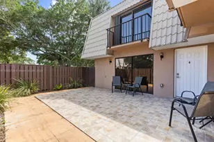 6001 60th Way, West Palm Beach, FL 33409 - Photo 4