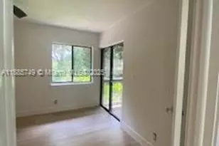 241 Wimbledon Lake Dr, Plantation, FL 33324 - Photo 14