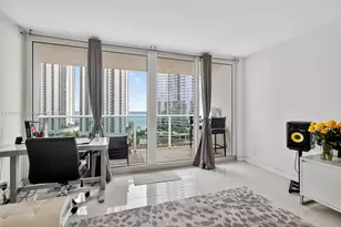 100 Bayview Dr, Sunny Isles Beach, FL 33160 - Photo 4