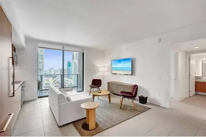 159 NE 6th St #3302, Miami, FL 33132 - Photo 8