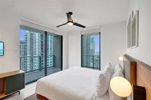 159 NE 6th St, Miami, FL 33132 - Photo 18