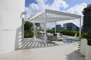 55 SW 9th St, Miami, FL 33130 - Photo 18